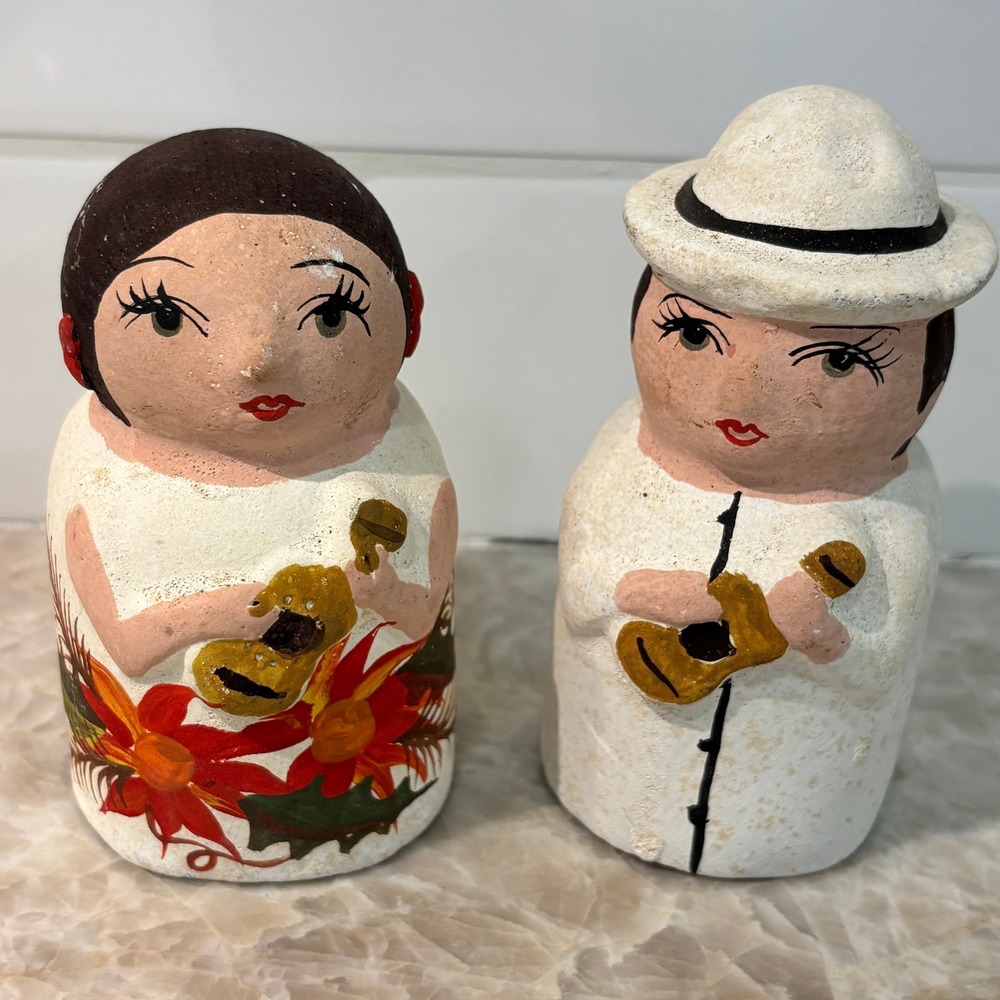 Vintage Mexican Folk Art Pottery Musicians Pair Hand Painted 1970s